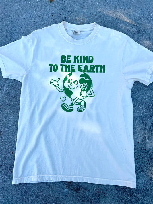 Be Kind To The Earth Ivory Tee